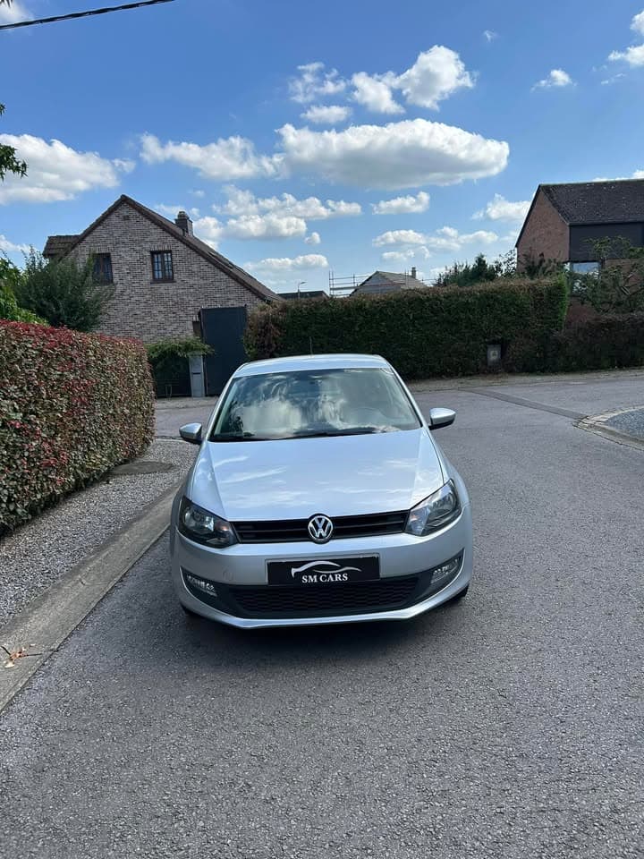 Volkswagen Polo 1.2 — photo 1 sur 8